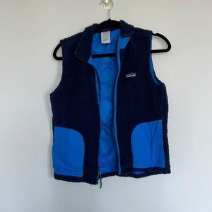 Boys Patagonia fleece vest large